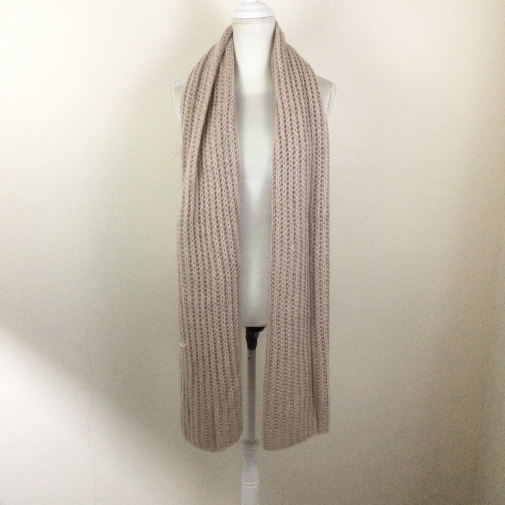 Forever 21 Scarf Blush Pink Knitted Neck Scarf - Picture 3 of 3